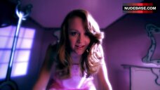 Jayma Mays Hot Scene – Bar Starz