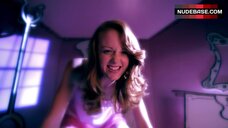 5. Jayma Mays Hot Scene – Bar Starz