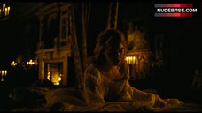 45. Olivia Colman Lesbian Petting – The Favourite