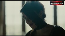 78. Rachel Weisz Cleavage – The Favourite