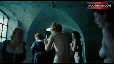 89. Emma Stone Public Bathing – The Favourite