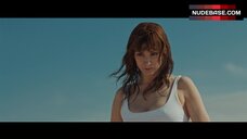 Najwa Nimri in White Bikini – The Tree Of Blood