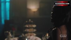 34. Robin Givens Lingerie Scene – Riverdale