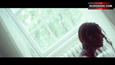 12. Imogen Waterhouse Butt Scene – Braid