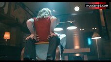 89. Vica Kerekes Sex in Chair – Muzi V Nadeji