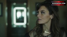 45. Frankie Shaw in Sexy Underwear – Smilf