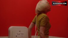 12. Madeline Wise Oral Sex in Toilet – Crashing