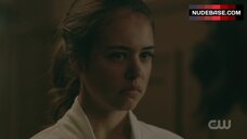 34. Lulu Antariksa Lesbian Scene – Legacies