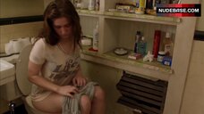 Emma Kenney Toilet Scene – Shameless