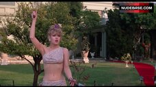 78. Hot Bernadette Peters Throws Knives – The Jerk