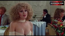 Bernadette Peters Decollete – The Jerk