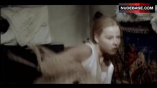 89. Olga Beryozkina Topless – Blagoslovite Zhenshchinu