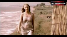 45. Svetlana Khodchenkova Erect Nipples – Blagoslovite Zhenshchinu