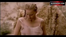 100. Svetlana Khodchenkova Nude Swimming – Blagoslovite Zhenshchinu