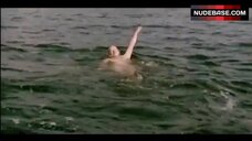 12. Svetlana Khodchenkova Nude Swimming – Blagoslovite Zhenshchinu