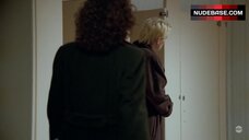 1. Lola Glaudini in Violet Bikini – Nypd Blue