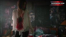 34. Quinn Shephard in Lingerie – Bull