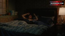 34. Jaime Lee Kirchner Decollete – Bull