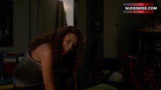 67. Jaime Lee Kirchner Decollete – Bull