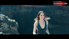 Aura Garrido Sexy in Swimsuit – Solo