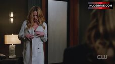 34. Caity Lotz in Sexy Underwear – Dc'S Legends Of Tomorrow