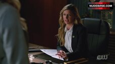 56. Caity Lotz in Sexy Underwear – Dc'S Legends Of Tomorrow