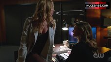 67. Caity Lotz in Sexy Underwear – Dc'S Legends Of Tomorrow