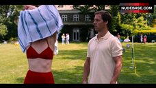 Cobie Smulders Bikini Scene – Friends From College