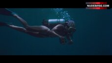 34. Auretta Gay Topless Diver – Zombie