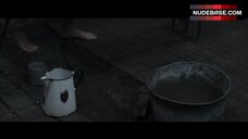 1. Amandla Stenberg Naked Boobs and Ass – Where Hands Touch