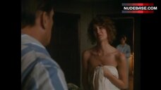 Laura Dern Flashes Breasts – Rambling Rose