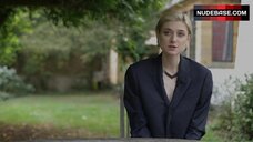 34. Elizabeth Debicki in See-Through Top – Elizabeth Debicki Talks Female Empowerment - Gq Photoshoot