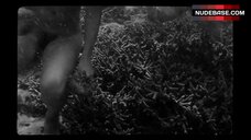 89. Full Naked Vimala Pons in Underwater – The Wild Boys