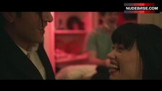 56. Olivia Wilde Sexy Dancing – Life Itself