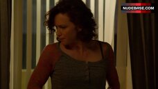 100. A Leslie Kies in Lingerie – Seal Team