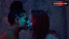 Fivel Stewart Lesbi Scene – T@Agged