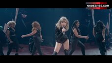 12. Taylor Swift Spread Legs – Taylor Swift : Reputation Stadium Tour