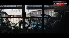 34. Wendy Vanden Heuvel Exposed Tits – Under The Silver Lake