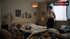 89. Maria Schrader Flashes Lingerie – Deutschland 83