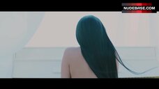 78. Cardi B Shows Ass – Money