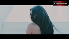 89. Cardi B Shows Ass – Money