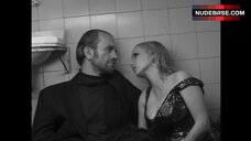 56. Joanna Kulig Decollete – Cold War