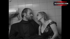 Joanna Kulig Decollete – Cold War