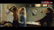 34. Martina Gusman Side Boob – Lion'S Den