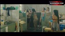 78. Pregnant Martina Gusman Flashes Tits – Lion'S Den