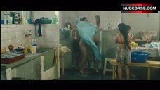 89. Pregnant Martina Gusman Flashes Tits – Lion'S Den