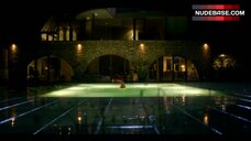 34. Siri Nase Ass Exposed – Parfum