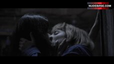 89. Dominga Bofill Lesbian Scene – Trauma