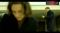 89. Siri Nase Nude Breasts – Parfum