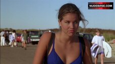 56. Laurie Fortier Bikini Scene – To Gillian On Her 37Th Birthday